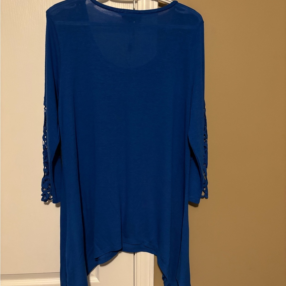 Melissa Paige Royal Blue Crochet Sleeve Tunic Size XL - Picture 6 of 6